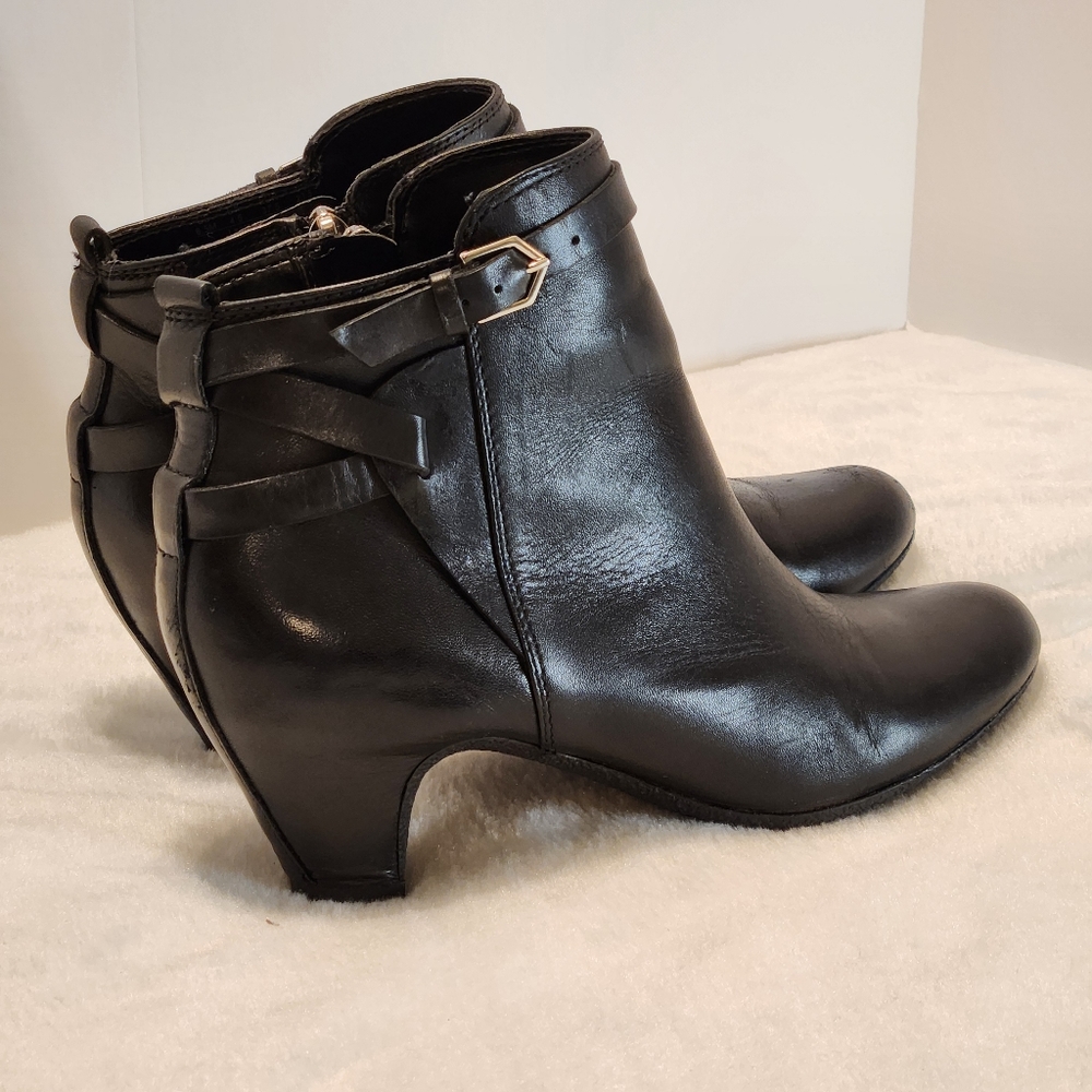 🎉Sam Edelman Maddox Black Leather Zip Ankle Boots Size 6.5 - Picture 4 of 13
